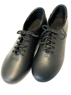 Theatricals women's tap shoes, size 7.5